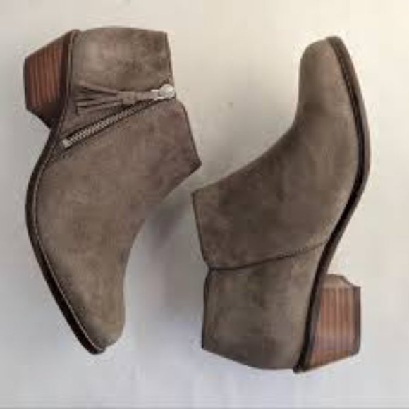 Joy Serena vionic Boot - Picture 4 of 5